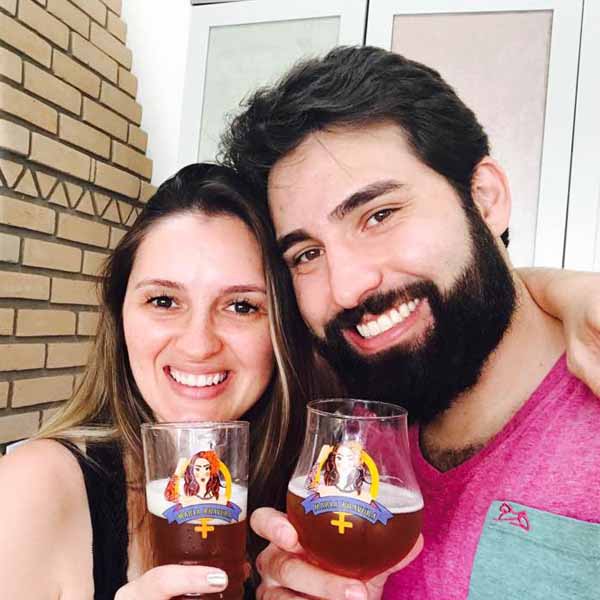 Fernanda Pernica apaga velinhas nesta quarta