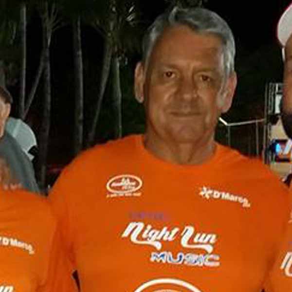 Luis Barbieri apaga velinhas nesta segunda