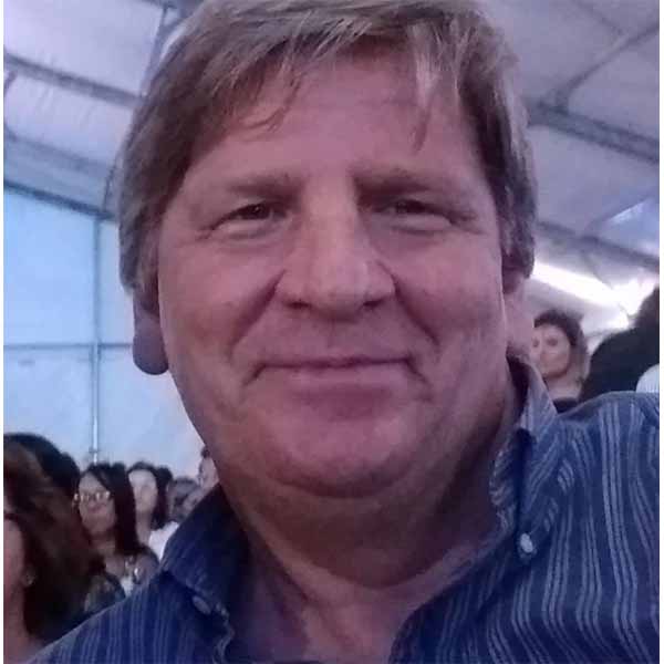 Roberto Sartori completa idade nova