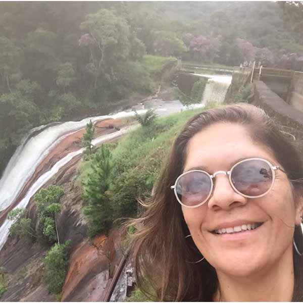 Cristiane Siqueira completa idade nova