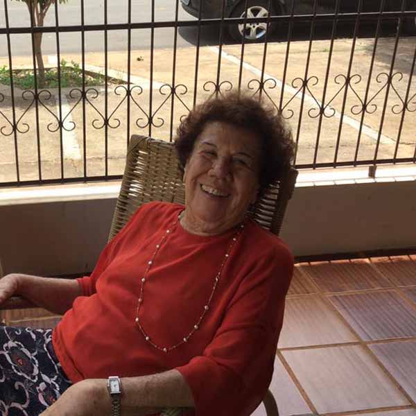Lucila Nascimento comemora mais um aniversário