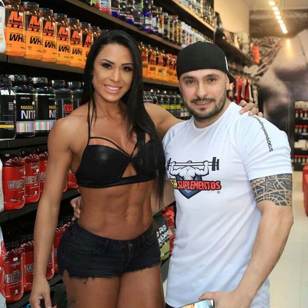 Déh Suplementos traz a musa fitness Gracyanne Barbosa para Paraguaçu Paulista