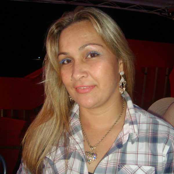 Fatima Rodrigues completa idade nova
