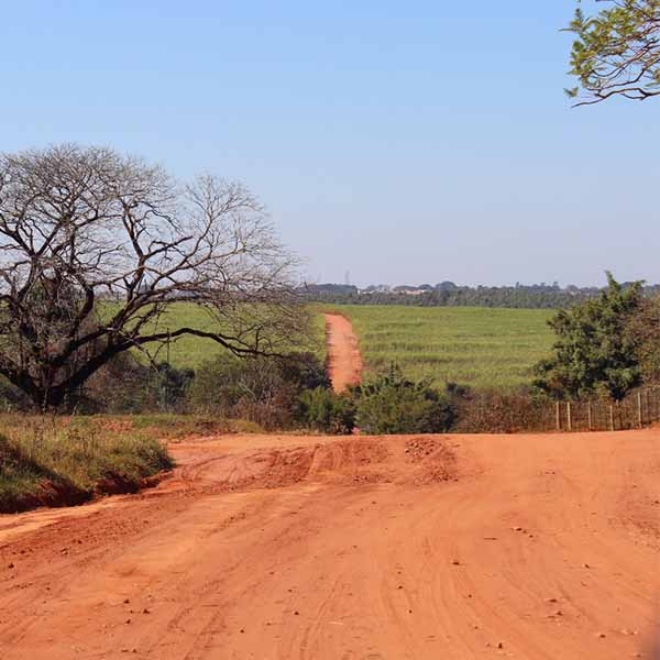 Recuperação da estrada 'Casa de Maria' em Paraguaçu está a todo vapor