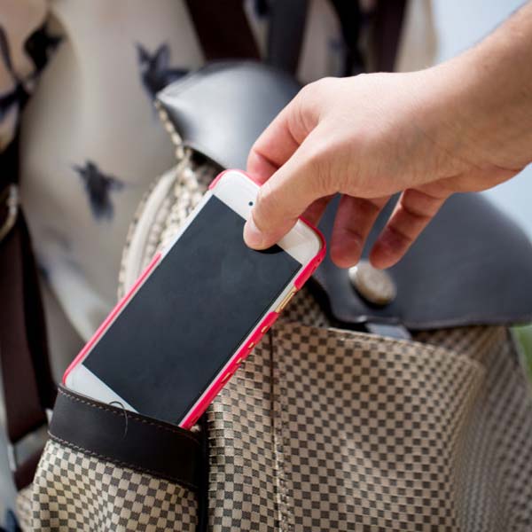 PM dá dicas para se prevenir de furto ou roubo de celulares
