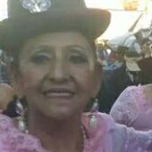Polícia boliviana prende família que levou mulher doente à funerária para esperar morte