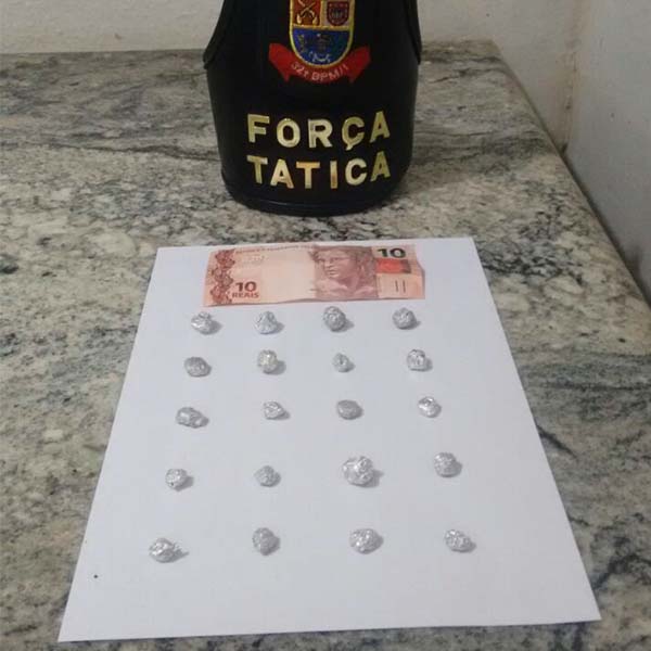 Jovem é preso ao ser flagrado vendendo pedra de crack na Barra Funda