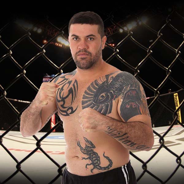 Lutador paraguaçuense se prepara para estreia no MMA internacional na República Checa
