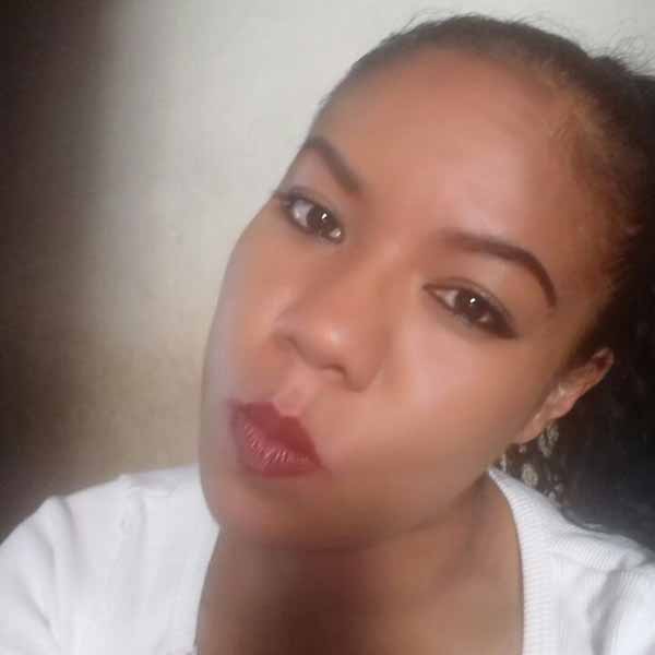 Eliane dos Santos comemora mais um aniversário