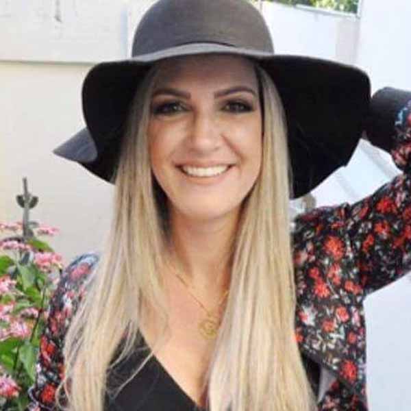 Melissa Maranezzi celebra mais um ano de vida
