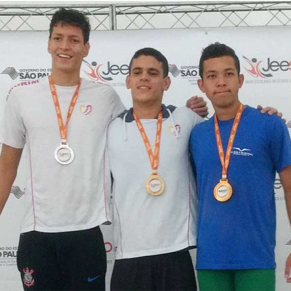 Natação paraguaçuense conquista medalhas na Final Estadual do JEESP 2017