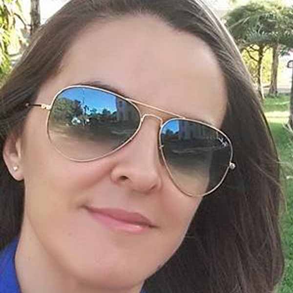 Patricia Oliveira completa idade nova