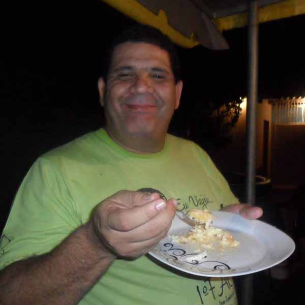 Claudemir Valentin apaga velinhas neste sábado