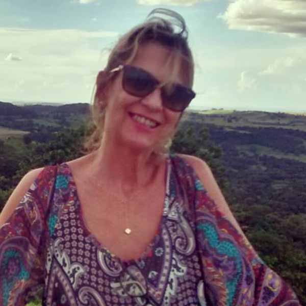 Carmem Peralta celebra mais um ano de vida