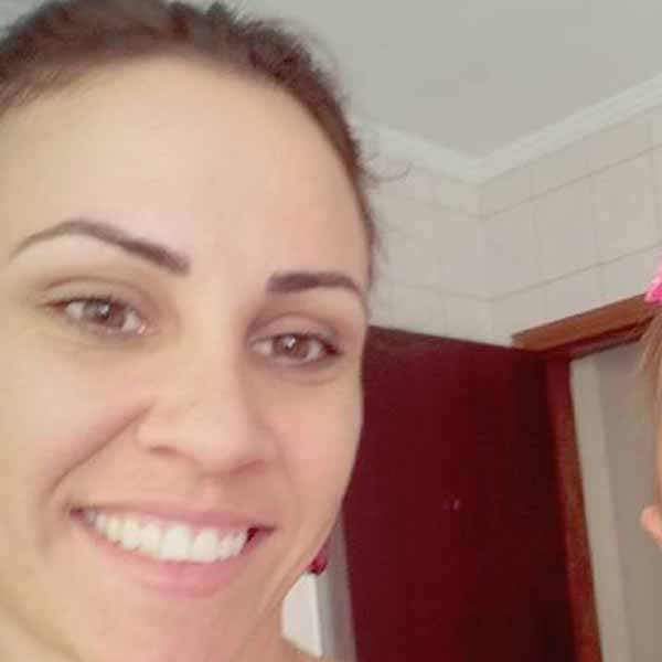 Tatiany Machado apaga velinhas nesta sexta