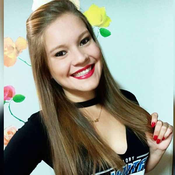 Francielli Garcia comemora mais um aniversário