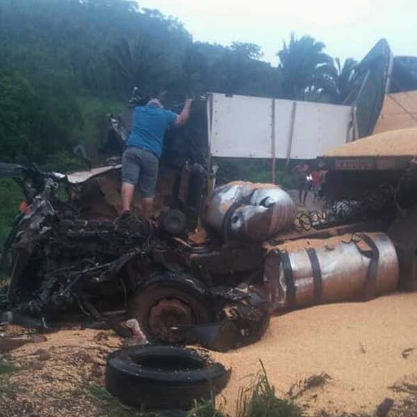 Paraguaçuense morre após colisão entre carretas em rodovia do Pará