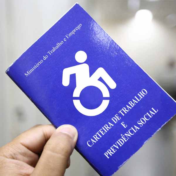 Raízen contrata pessoas com deficiência para o cargo de Auxiliar de Serviços Gerais