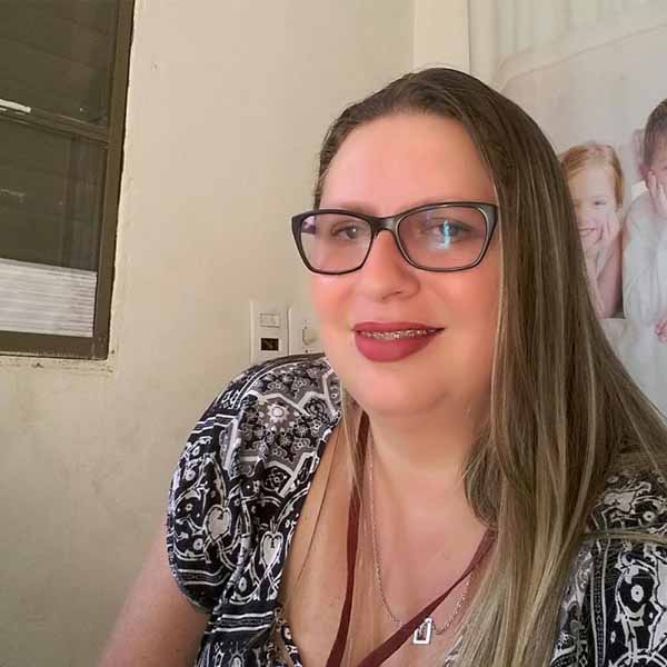 Ana Carolina celebra mais um ano de vida