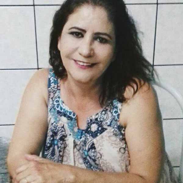 Magnotilde Molina apaga velinhas nesta terça