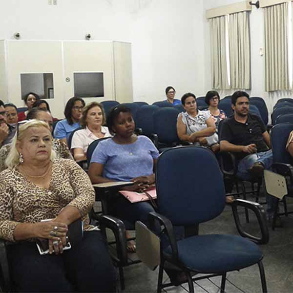 Departamento Municipal de Educação, Esportes e Cultura - DMEEC promove Conferência Municipal