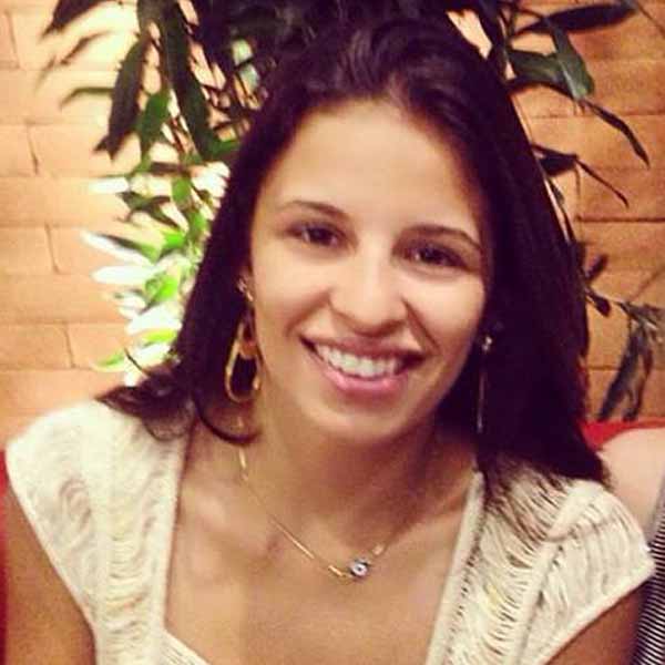 Isabela Paiva completa idade nova