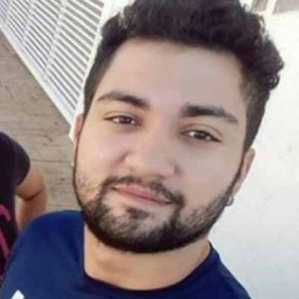 Jovem morre após perder controle de moto e bater contra árvore em Tupã