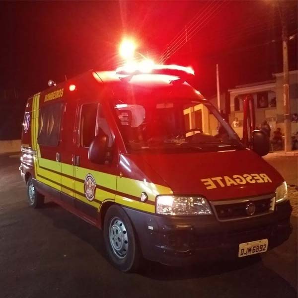 Idosa engasga com pão e é salva após orientações por telefone em Tupã