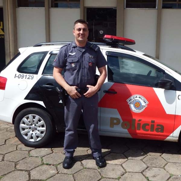 Policial de Marília é finalista em prêmio por bravura após socorrer amigos paraguaçuenses