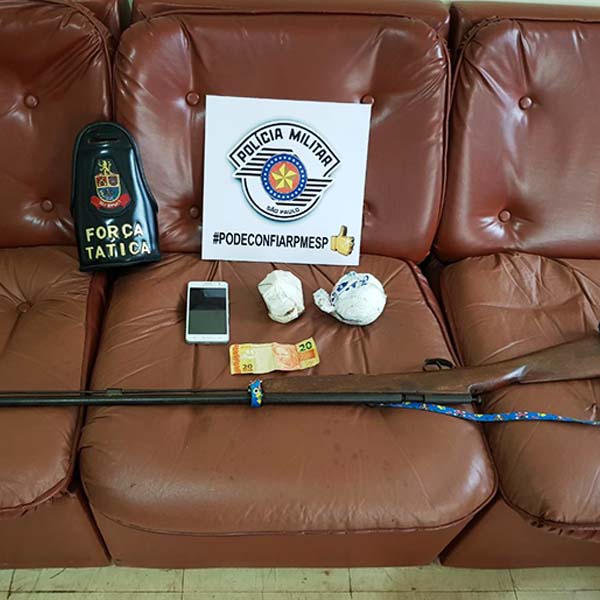 Homens são presos após PM encontrar mais de 600 gramas de drogas na Barra Funda
