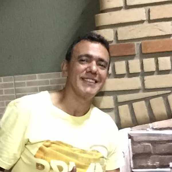 Carlos Hipólito celebra mais um ano de vida