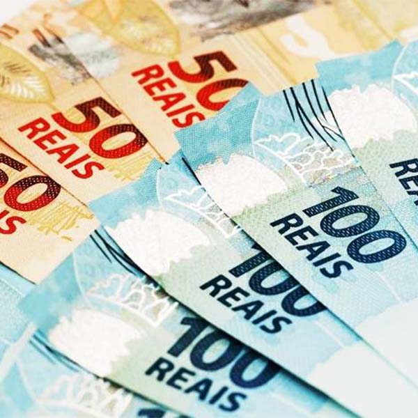 A fim de valorizar os servidores municipais, Prefeitura paga salário de janeiro