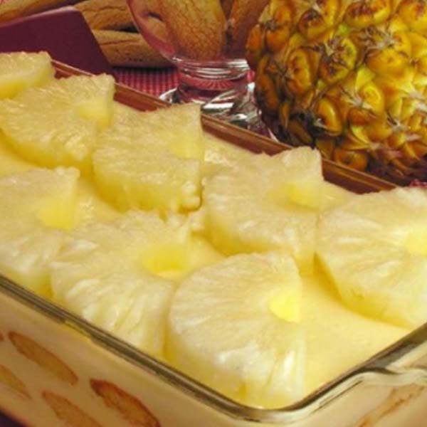 Cassata de abacaxi para o verão