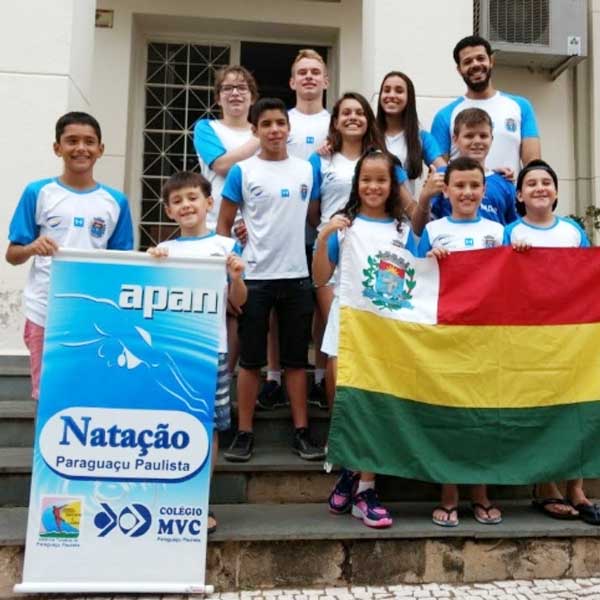 Atletas de Paraguaçu participam da Super Copa SP de Natação 2017 em Bauru