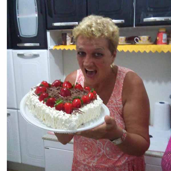 Dionilda Simongini comemora mais um aniversário