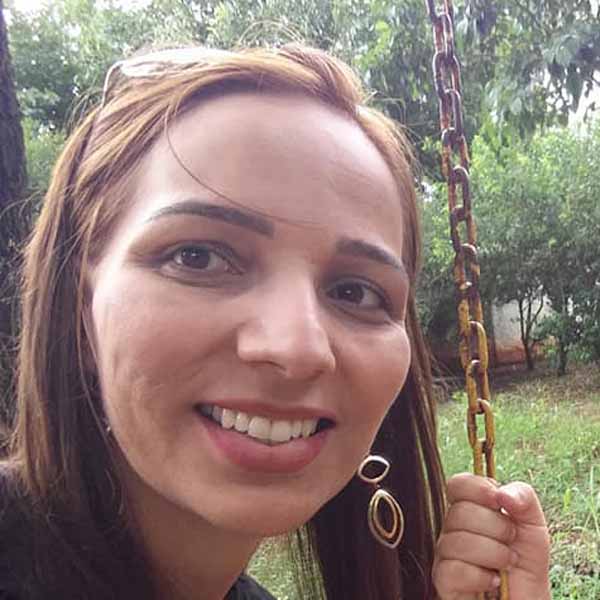 Tatiane Santos completa idade nova