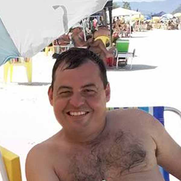 Adriano Cambraia Leite celebra mais um ano de vida