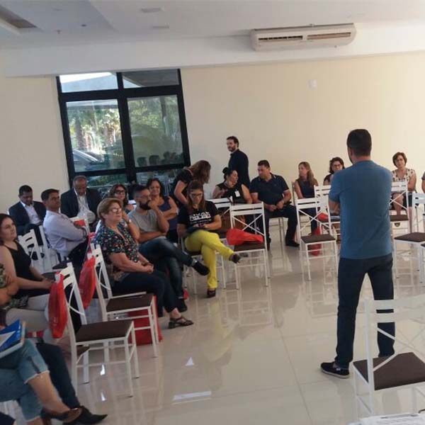 Civap e Editoras promovem Encontro de Gestores da Educação