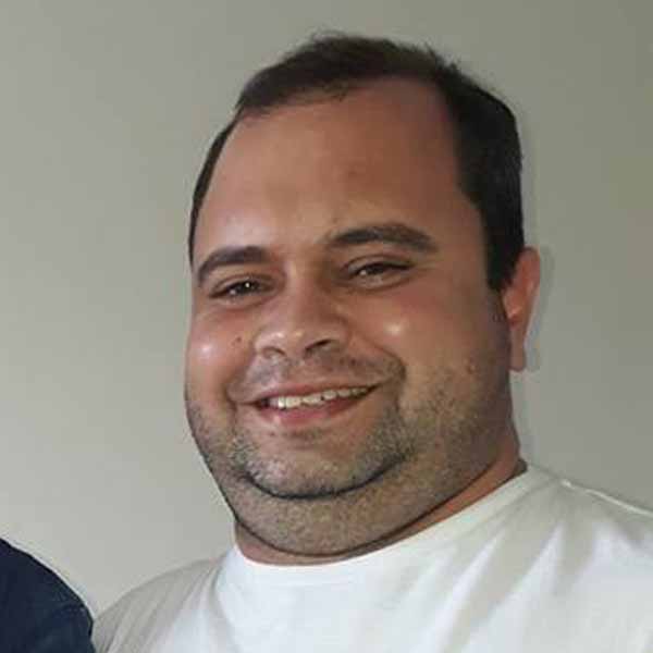 Renato Marcon completa idade nova