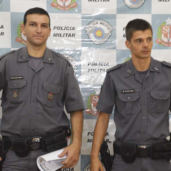 Cb PM Aurélio e Sd PM Beltrame têm sucessos em suas ações profissionais e são eleitos PMs do Mês