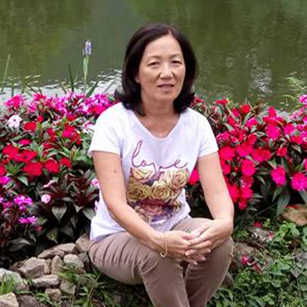 Regina Matsukura comemora mais um aniversário