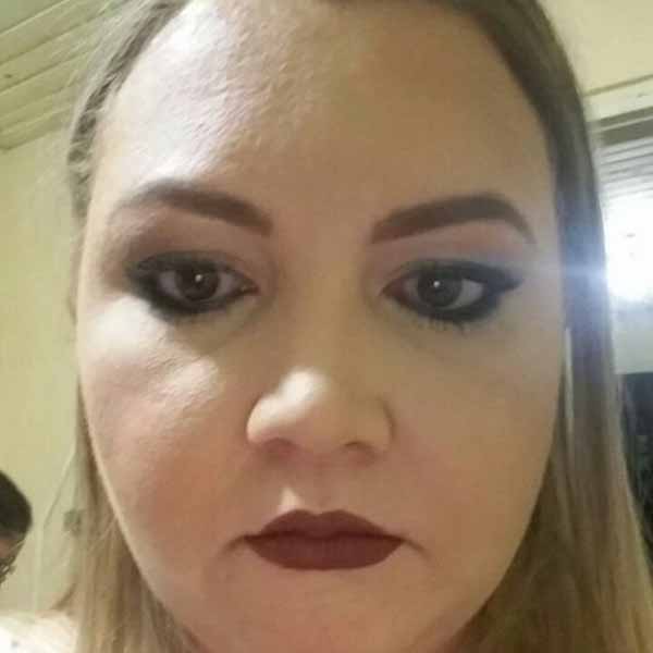 Vanessa Abdala completa idade nova