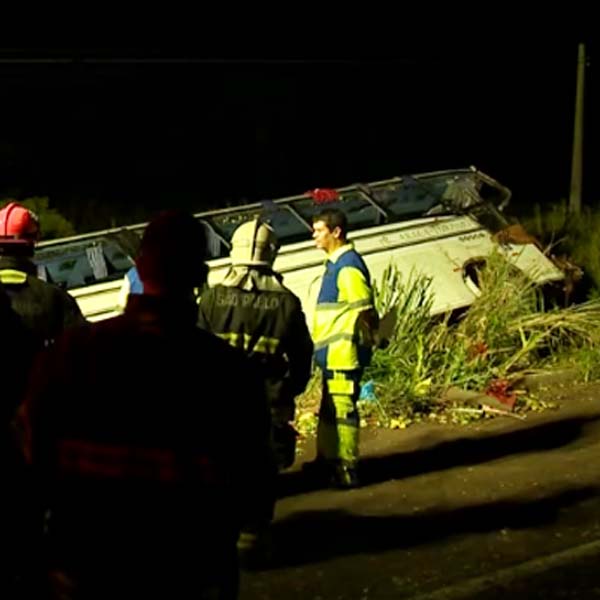 Acidente com ônibus de sacoleiros deixa 5 mortos e 26 feridos na região de Tupã