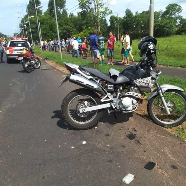 Homem e criança ficam feridos após moto atingir bezerro em estrada de Tupã