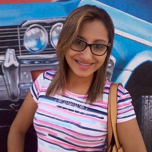 Daniele Emereciana apaga velinhas nesta sexta
