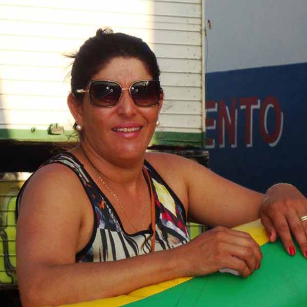 Paula Inacio apaga velinhas neste domingo