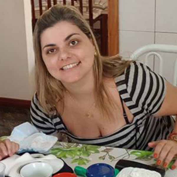Andréia Biaggio completa idade nova