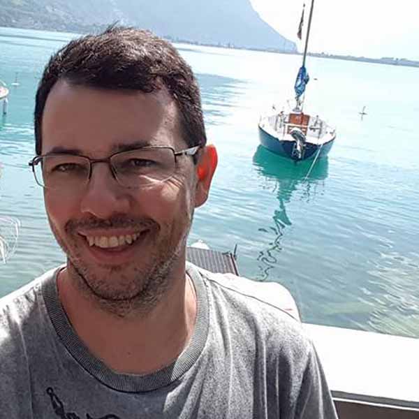 Júlio César comemora mais um aniversário