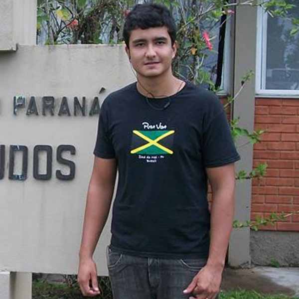 Lucas de Paula celebra mais um ano de vida