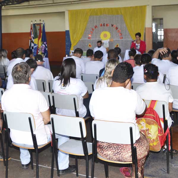 Missa de ação de graças dá início ao ano letivo na Apae de Paraguaçu Paulista
